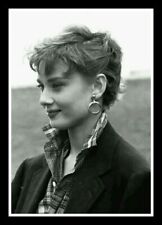 Audrey Hepburn - Vintage Hollywood Actor  - BIG MAGNET 3.5 x 5 inches picture