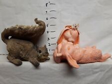 Kissing rabbits and squirrel figurine 6