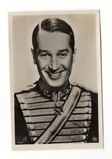 Maurice Chevalier 1935 Haus Bergmann Film Photos Cigarette Card #50 picture
