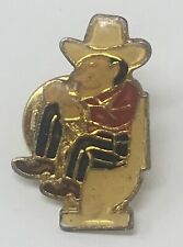 Vintage COWBOY ON TOILET Enamel Novelty Funny Button Pin 70s 80s Western Retro picture