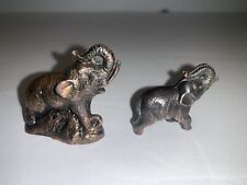 Vtg. 2/pc mini copper Mom And Baby  Elephants Figurine’s picture