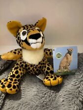 Discover the Wildlife Adventures: Cheetah and Gorilla Bundle picture