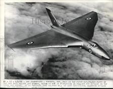 1956 Press Photo Avro Vulcan jet bomber, British Royal Air Force - pim04217 picture