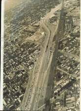 1966 Press Photo Aerial view of traffic on the Kennedy Expressway in Chicago picture