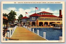 Municipal Recreation Building Lake Geneva Wisconsin linen Postcard picture