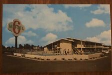 Vintage Ad Postcard UNP Denver CO-Colorado, Motel 6, Exterior, Pool, 60’s Cars picture
