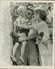 1954 Press Photo Lost toddler Gary Bailey reunited with parents, Belfast, Maine picture