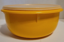 TUPPERWARE 272 GOLDEN YELLOW FIX-N-MIX 12 CUP BOWL W/ LID picture