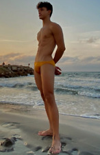 Shirtless Male Speedo Swimmer Bare Foot Beach Jock Hunk Beefcake PHOTO 4X6 H400 picture