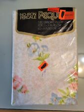 Pequot set of 2 Pillowcases New NOS Floral No Iron cotton/poly blend picture