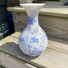 Retired Lladro Sparrow Sparo Flower Vase #4691 Blue and White. Bonus Stand picture