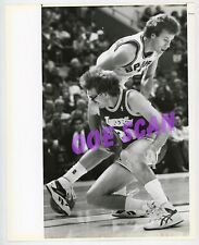 1988 NBA KURT RAMBIS (LAKERS) KURT NIMPHIUS (SPURS) ORIGINAL PRESS (PHOTO) picture
