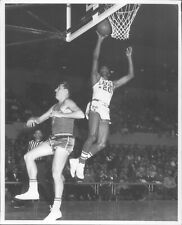 JT33 8x10 VTG Norenberg Photo NBA Basketball 1960 Tom Hawkins MINNEAPOLIS LAKERS picture