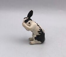Schleich BLACK & WHITE GROOMING RABBIT Bunny Retired 2010 Animal Figure 13698 picture