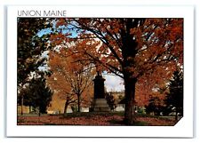 Postcard Union Common, Maine in the Autumn Fall ME MS129 picture