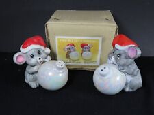 1986 Vintage Ceramic Christmas Mouse Salt & Pepper Shakers House Of Llyod B9730 picture