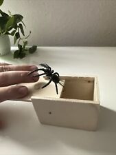 Halloween Horror Scary trick SPIDER IN A BOX funny prank picture
