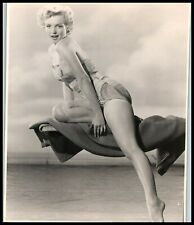 MARILYN MONROE Pin-Up CHEESECAKE SWIMSUIT ALLURING POSE 1960s ORIG PHOTO 611 picture