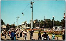 Sandusky Ohio OH, Gay Throngs, Funway, Cedar Point-on-Lake, Vintage Postcard picture