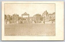 Entrance to Palce of Versailles, Paris, France 1911 Postcard PAR271 picture