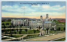 Postcard US Naval Training School (WR) Bronx NY The Circle linen 1943 A170 picture