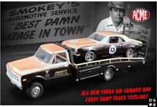 1/64 Smokey Yunick`s Chevrolet Ramp Truck & 1967 Trans AM CAMARO #13 mini car picture
