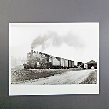VTG 8x10 Steam Locomotive, CNR 2525 taken 1958, 2-8-0 Canadian National Railway picture