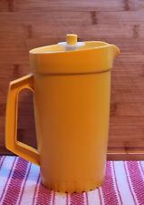 Vintage Tupperware Yellow Pitcher 874-13 w/ Push Button Lid 8