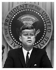 PRESIDENT JOHN F. KENNEDY JFK 1962 PRESIDENTIAL SEAL 8X10 B&W PHOTO picture