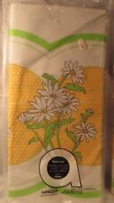 VINTAGE WILD DAISIES with YELLOW POLKA DOTS PAPER TABLE COVER NOS 54