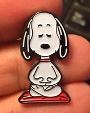 Peanuts Yoga Meditation enamel Pin Snoopy Comics 60s 70s Buddha Cartoon Comic picture
