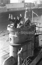 WW2 Picture Photo The crew of the German U-BOAT submarine U-588  3715 picture