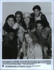 1993 Press Photo Teen cast of series CityKids which features Muppet characters picture