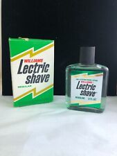 Vintage NOS WIlliams Lectric Shave Regular Pre Shave In Orig Holiday Box - 3 oz picture