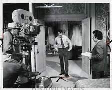 1970 Press Photo Actor Walter Matthau on movie set - lra80997 picture