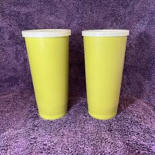 Vintage Tupperware 1348 16 oz Tumblers Cups And Lids Avocado  Set Of 2 Retro picture