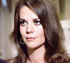 NATALIE WOOD - EXTREMELY NICE TIGHT HEADSHOT  picture
