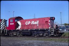 CP CANADIAN PACIFIC 1023 OSHAWA ON 1997 Kodachrome Train Slide picture