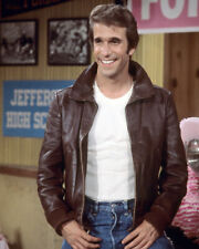 HAPPY DAYS HENRY WINKLER as The Fonz 24x36 inch Poster picture