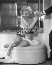 1957 SEXY COLLEEN FARRINGTON PLAYBOY PLAYMATE CENTERFOLD COCKTAIL RISQUE PHOTO picture