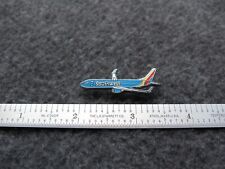 SOUTHWEST AIRLINES  /  SWA 737 AIRPLANE PIN picture