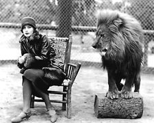 GRETA GARBO WITH MGM MASCOT 