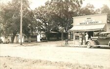 Postcard Iowa RPPC 1930s Veed's Grocery Store auto occupation 23-8108 picture