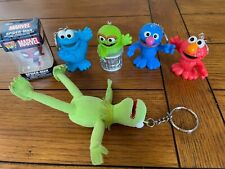 5 Sesame Street Figural Key Chain + MARVEL spider man pocket pop picture