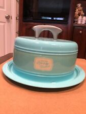 Cake Pan Carrier W/Lid Lovely Aqua Color W/Pewter Handle 