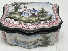 ANTIQUE 18th C VEUVE PERRIN FRENCH FAIENCE ENAMEL PAINTED BOX picture