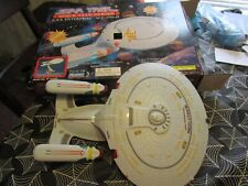 1992 Paramount Pictures Playmates Star Trek USS Enterprise NCC-1701-D .Read picture