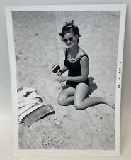 Vtg 1960s Snapshot Beach Bathing Beauty Cat Eye Sunglasses Holding Kite String picture