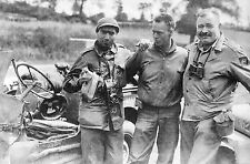 WW2 - Photo - Robert Capa and Ernest Hemingway, 1944 War Reporters picture