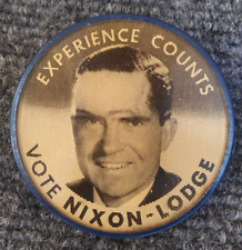 Richard Nixon Presidential Pin  2.5in diameter halographic  NICE   22 picture